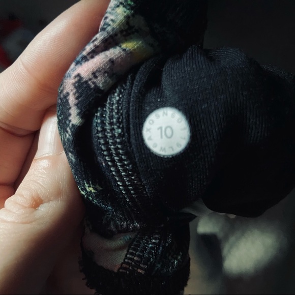 lululemon size 10 leggings - Picture 10 of 13